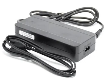 ecult polnilec 48v 3a za kolo ecult octane 112 3pin